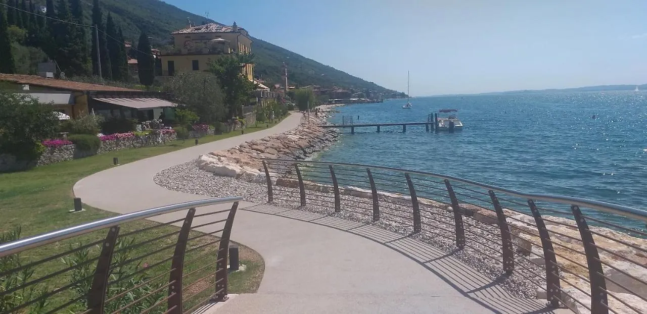 L'Angolo Sul Porto Brenzone sul Garda Apartment